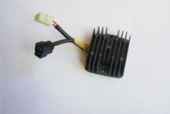 Tourmax Regulator napięciaSuzuki SV 650 99-02, LS 650 SAVAGE 86-04, LS 650 BOULEVAD 05-19