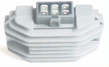 Tourmax Regulator napięciaKawasaki ZX 400/ ZZR 400 94-06, ZX 500 93-94, ZL 600 95-97, ZX 600 93-06, VN 750 94-06, ZR 750 91-03, VN 1500 92-99
