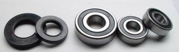Tourmax Łożyska koła tylnego z uszczelniaczamiSuzuki GSF 600 BANDIT 95-03, GSX -R 600W 92-93, RF 600R 93-97, GSF 650 BANDIT 05-12, GSX 650F 08-16, SFV 650 GLADIUS 09-16, SV 650 03-15, GSX-R 750W 92-95