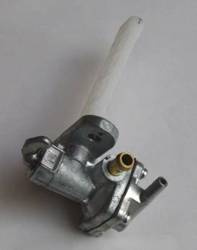 Tourmax Kranik paliwa Suzuki GS 450/550/650/750/850/1000/1100 81-83