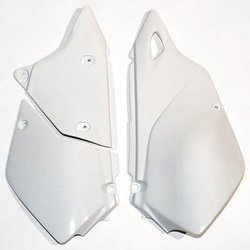 UFO Boczki tylne Suzuki DRZ 400E '00-'09, kolor biały